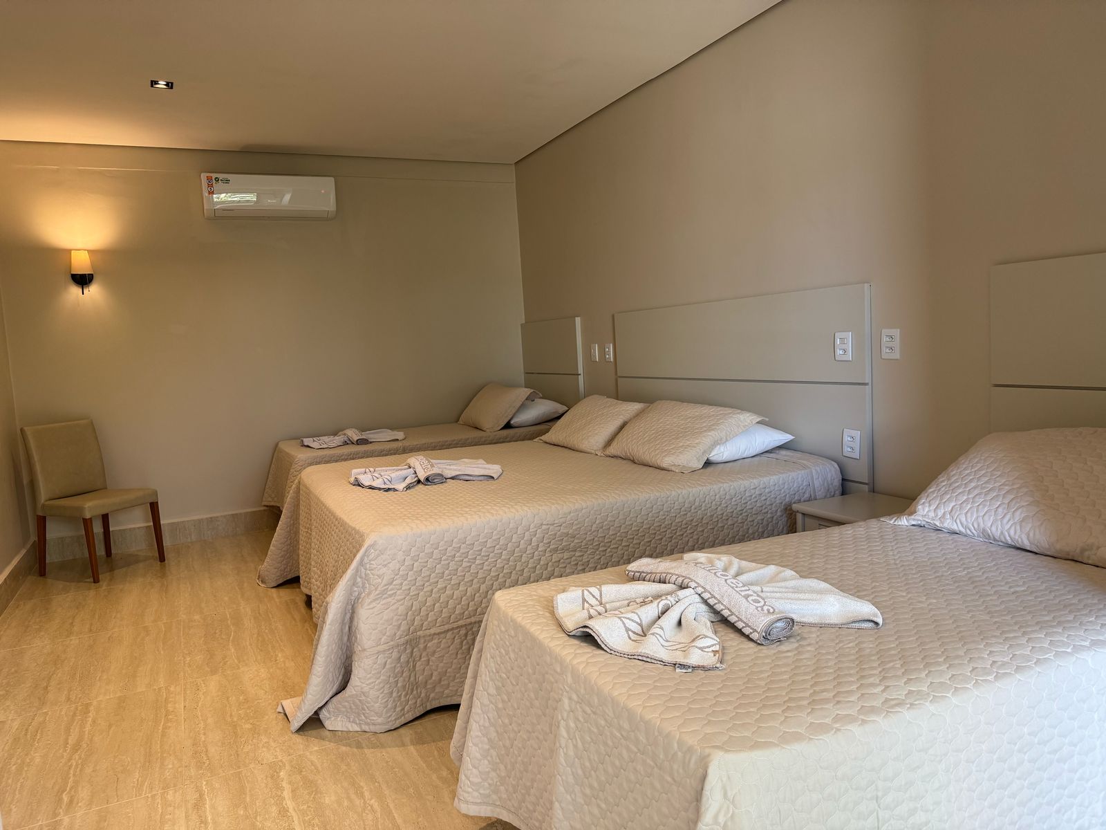 quarto-familia-1
